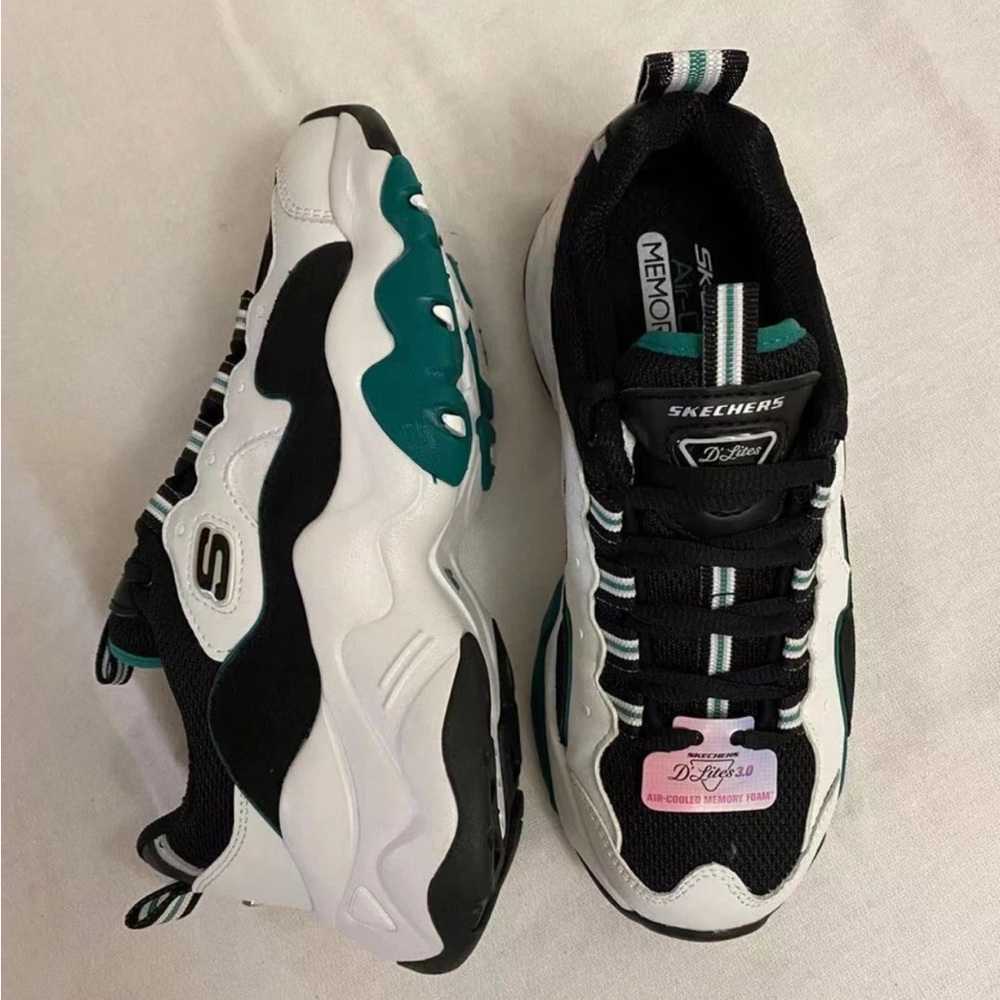 New Skechers D'Lites 3.0 Women's Leather Sneakers White Green Size 5.5